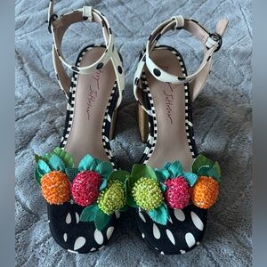 Betsy Johnson Platforms. Size 7